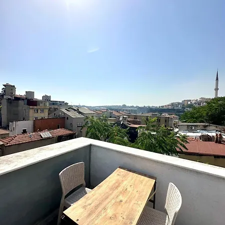 Taksim Daylif فندق *